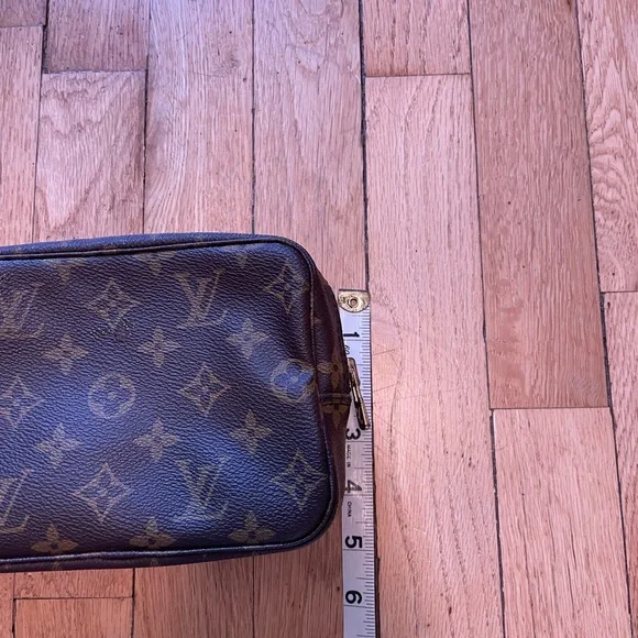 Vintage Louis Vuitton Brown Monogram Clutch Bag: Read Description - Picture 15 of 17